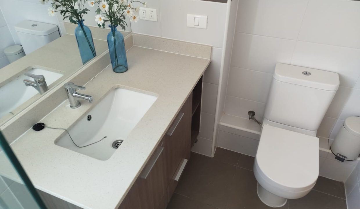 53956e8a-2b5b-44c4-a265-9704561af19d