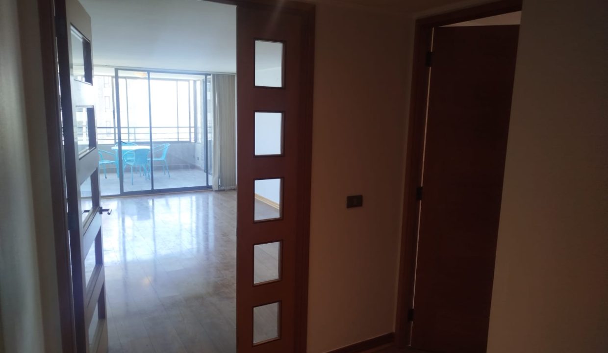 e5908f2b-e9b7-4500-a07e-f6f975f8c6a0