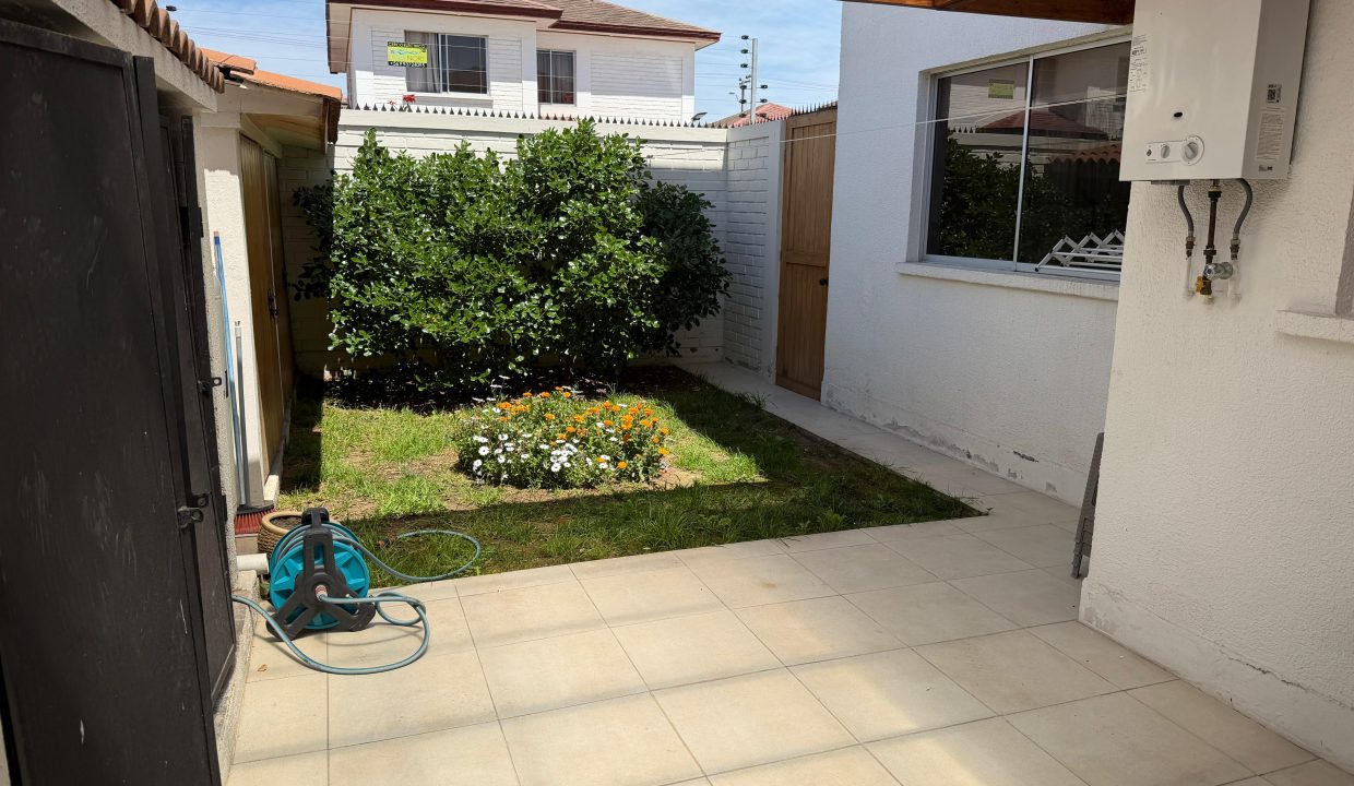 b33c1b2c-d60b-47a5-bec3-14ca96ef2dee (1)